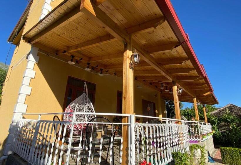 펜션 Joan Guesthouse