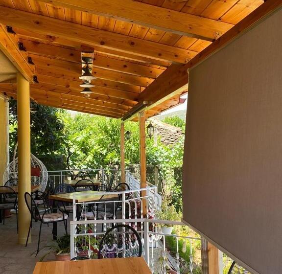 펜션 Joan Guesthouse