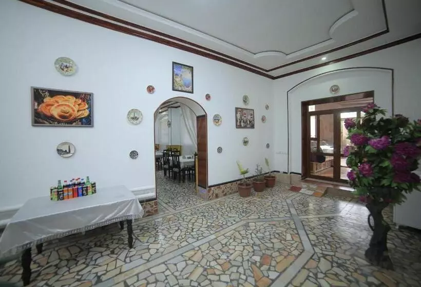 Pensão Rustambey House