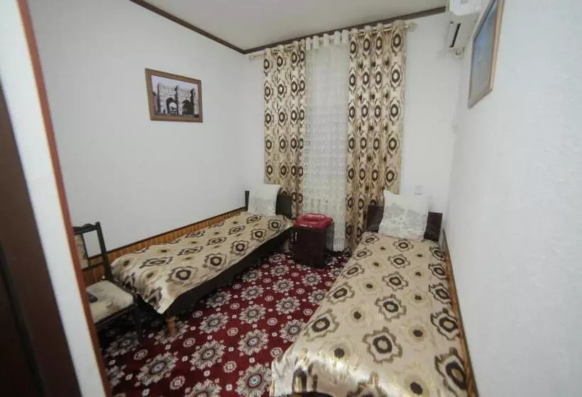 Pensão Rustambey House