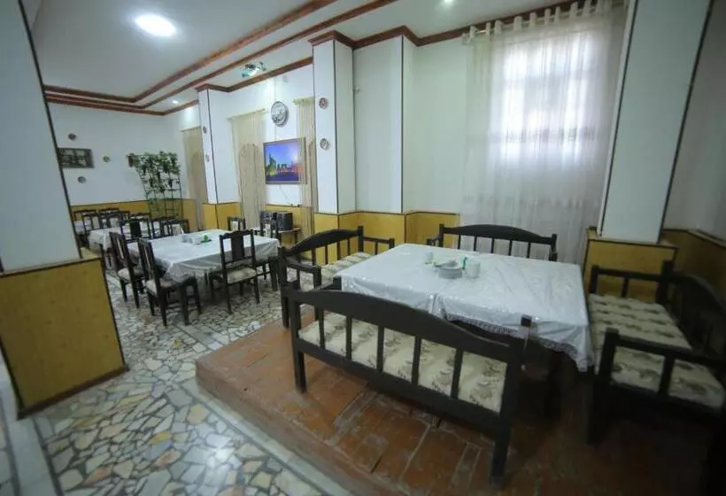 Pensão Rustambey House