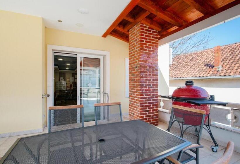 پانسیون Villa Panorama