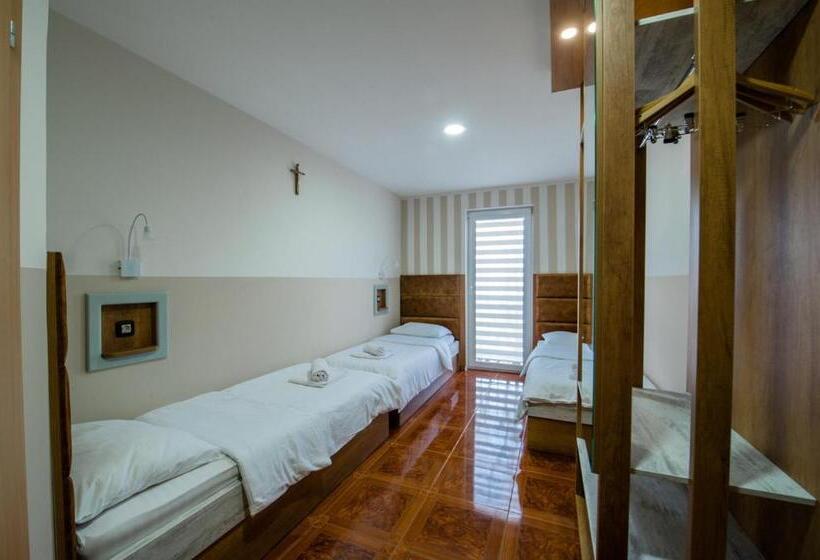 پانسیون Villa Panorama