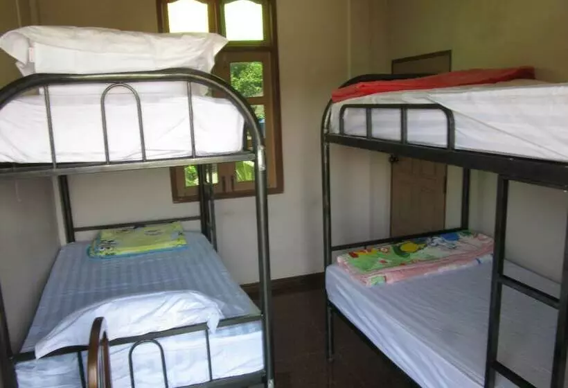 Lux Pillow Hostel