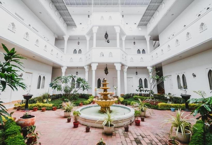 پانسیون Reddoorz Plus Syariah @ Jalan Brigjend Katamso Medan