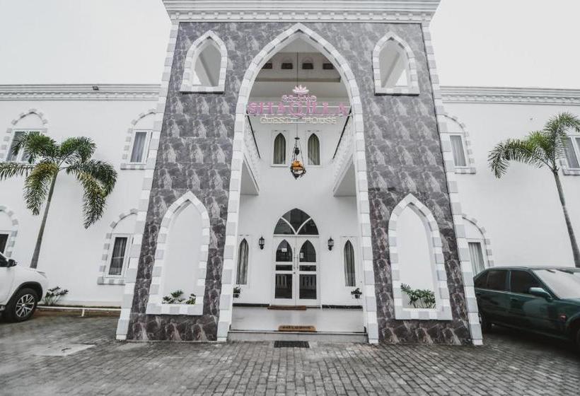 پانسیون Reddoorz Plus Syariah @ Jalan Brigjend Katamso Medan