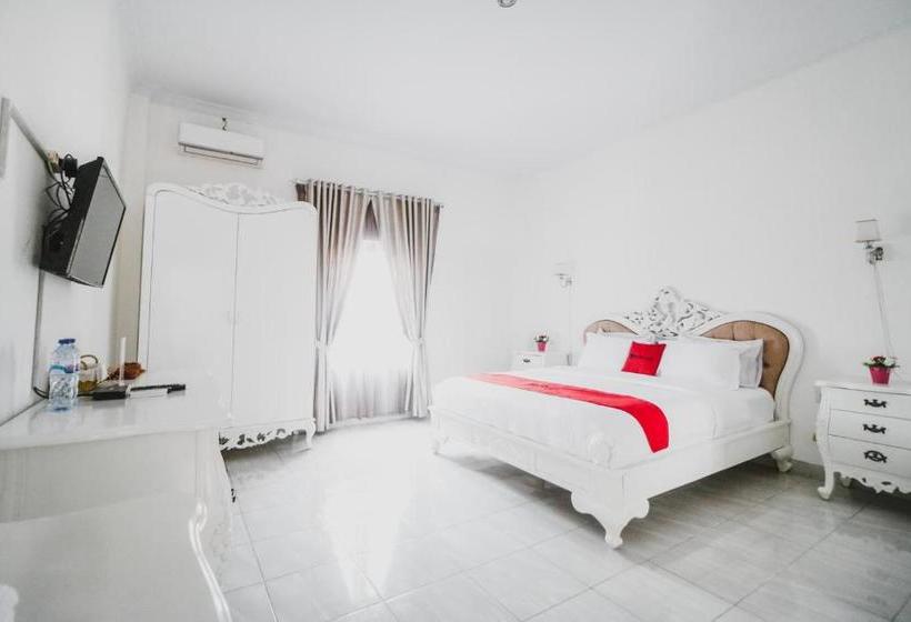 پانسیون Reddoorz Plus Syariah @ Jalan Brigjend Katamso Medan