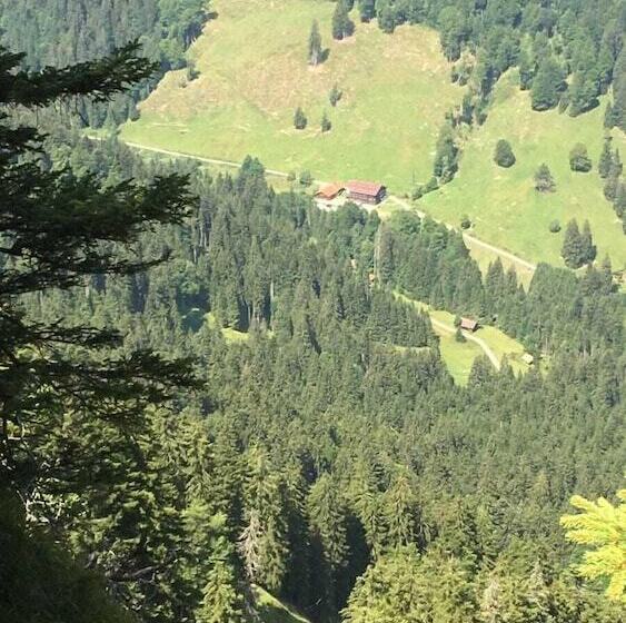 Отель Almagmach