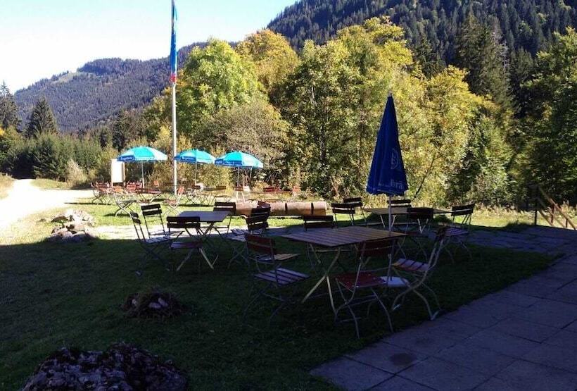 Отель Almagmach