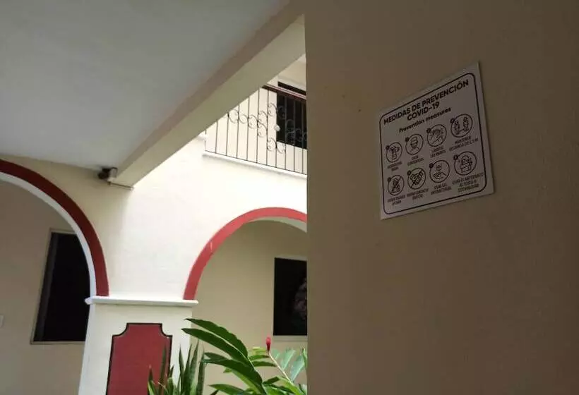 ホテル Catedral Valladolid Yucatan