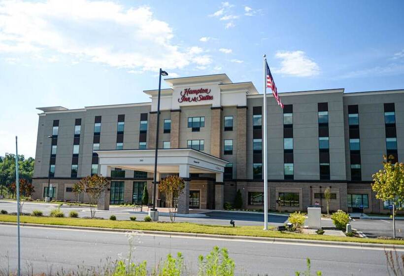 בית מלון כפרי Hampton Inn & Suites Lenoir