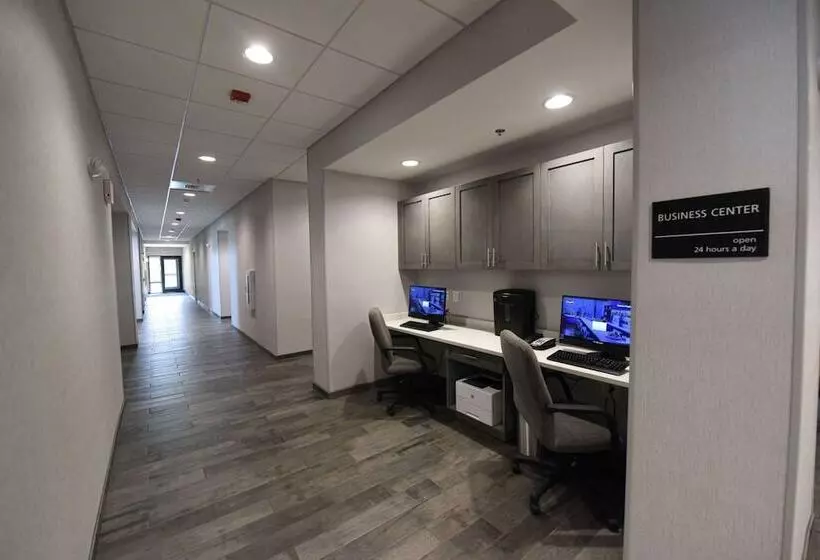 Hotelli Hampton Inn & Suites Lenoir