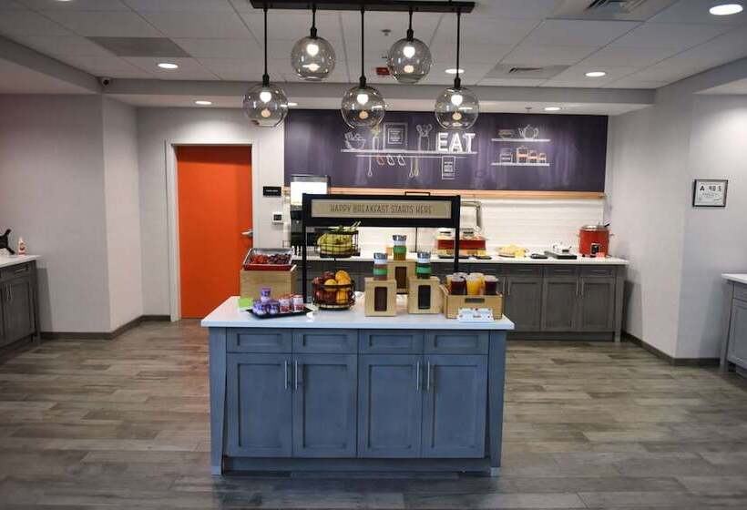 בית מלון כפרי Hampton Inn & Suites Lenoir