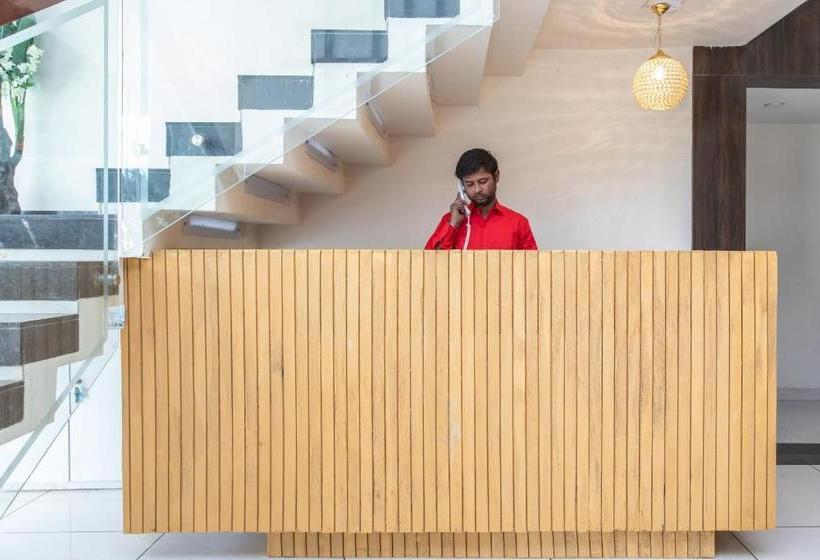 Oyo 28791 Hotel Ghunghat Garden