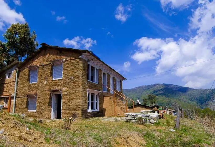 ホテル Kot Naikana Homestay Jageshwar