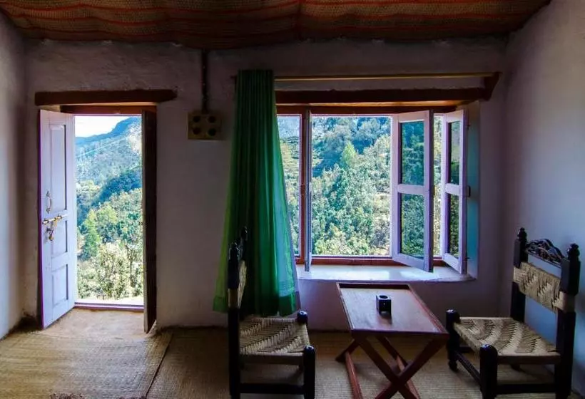 ホテル Kot Naikana Homestay Jageshwar