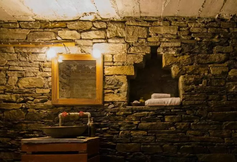 ホテル Kot Naikana Homestay Jageshwar