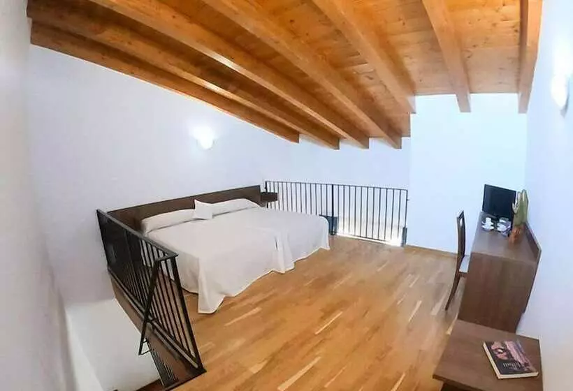 Hotelli Palacio Barón De Andilla