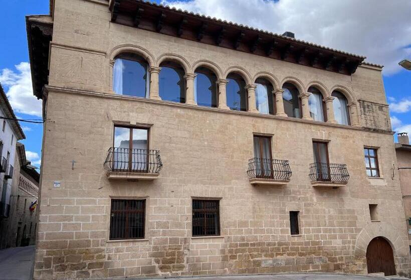 فندق Palacio Barón De Andilla