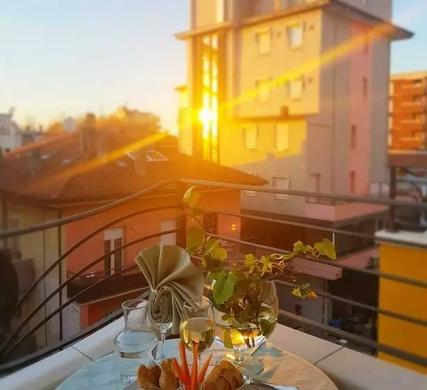 هتل Romantica