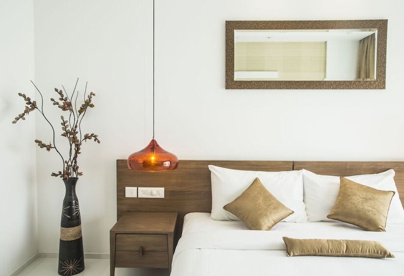 Kent Baywatch Suites