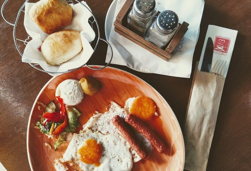 Good People Design Hostel