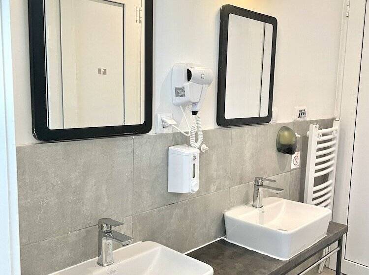 Good People Design Hostel