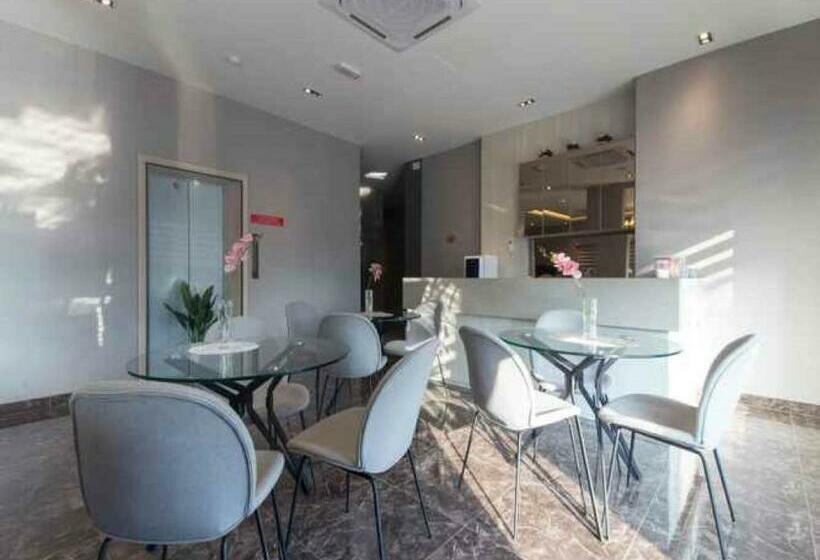 فندق De Cyber Boutique