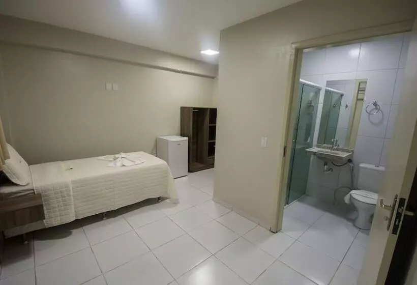 Hotelli Encosta Do Horto