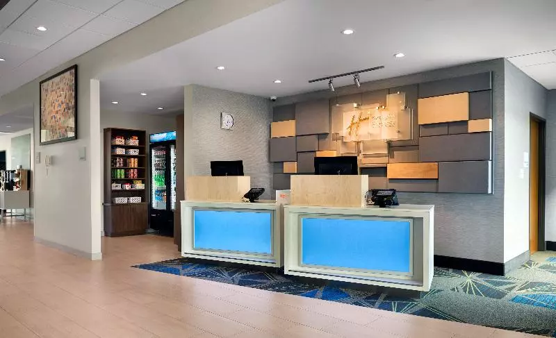 ホテル Holiday Inn Express Lake Park By Ihg