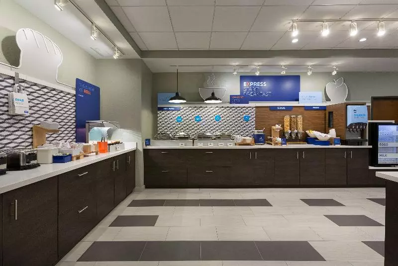 ホテル Holiday Inn Express Lake Park By Ihg