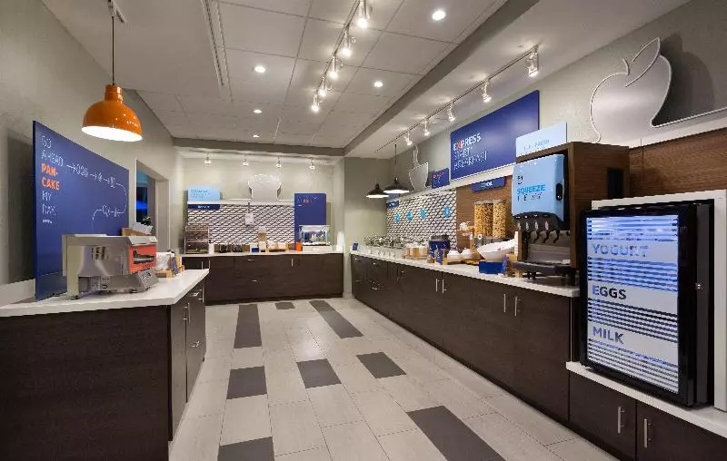 ホテル Holiday Inn Express Lake Park By Ihg
