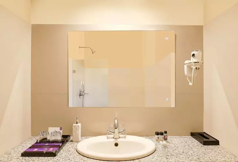 هتل Mount Himalayan