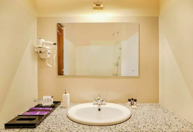 هتل Mount Himalayan