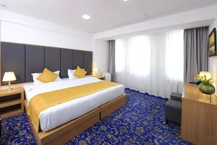 هتل Ub Grand