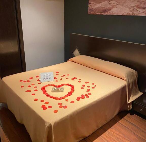 Pension Hostal Royal Almorox