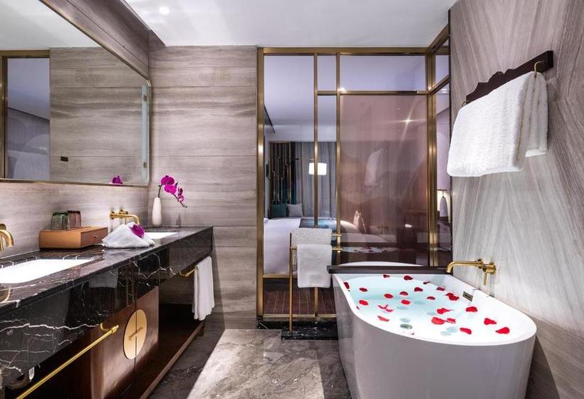 Отель Grand Mercure Hangzhou Qiantang