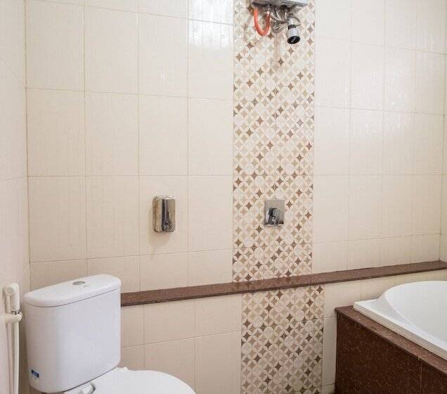 בית מלון כפרי Naufal Guest House Syariah