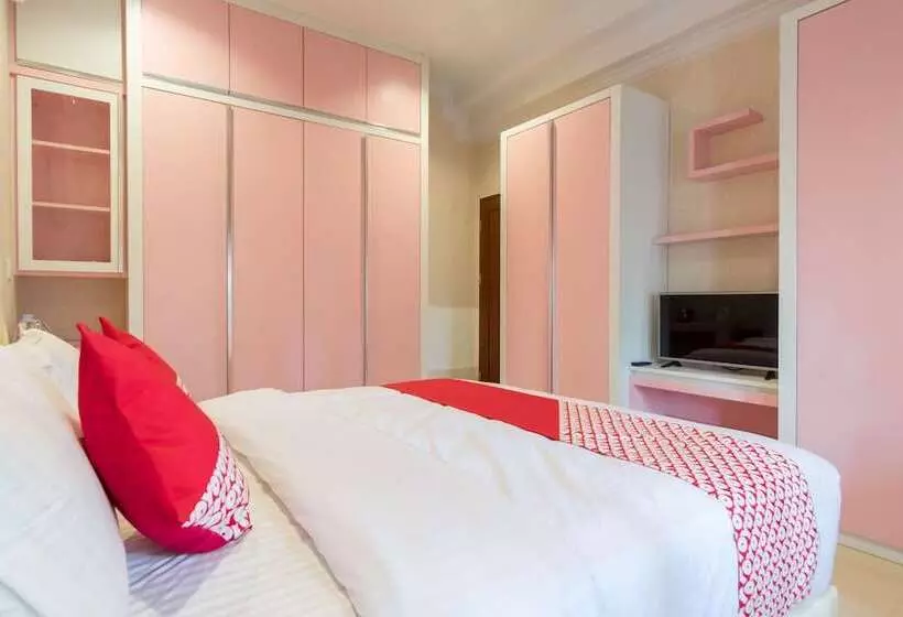 ホテル Naufal Guest House Syariah