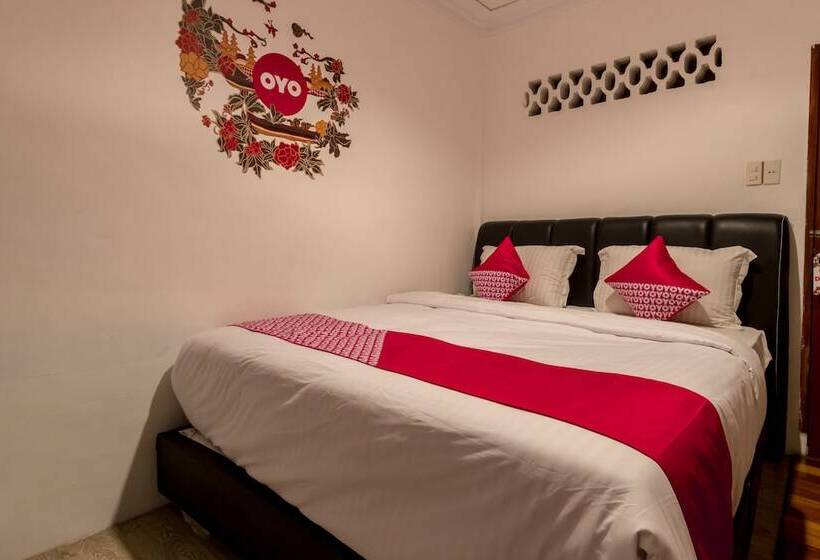 בית מלון כפרי Naufal Guest House Syariah