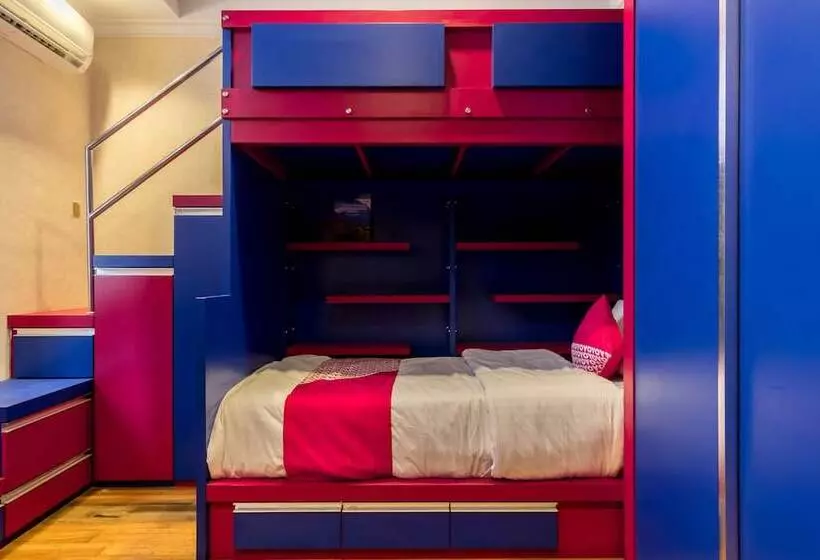 ホテル Naufal Guest House Syariah