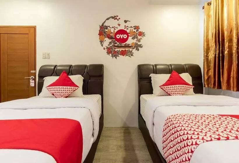 ホテル Naufal Guest House Syariah