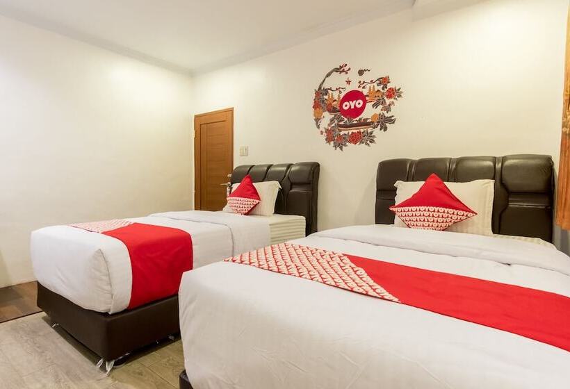 בית מלון כפרי Naufal Guest House Syariah