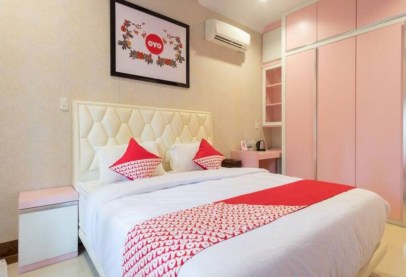 בית מלון כפרי Naufal Guest House Syariah