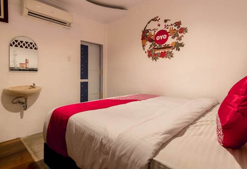 בית מלון כפרי Naufal Guest House Syariah