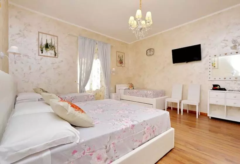 پانسیون Deluxe Rooms And One Chilling Jacuzzi Suite Guesthouse