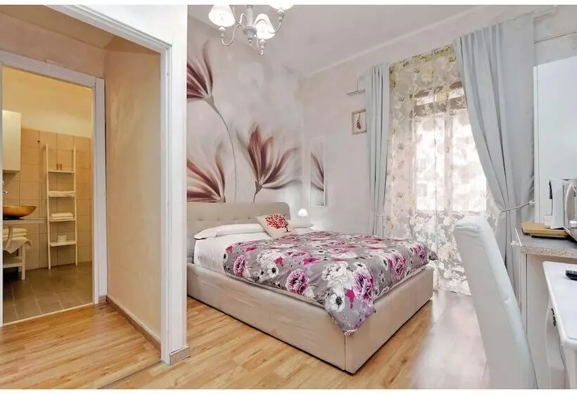 پانسیون Deluxe Rooms And One Chilling Jacuzzi Suite Guesthouse