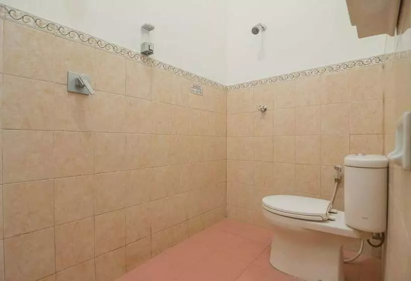 ペンション Reddoorz Near Sepinggan Airport Balikpapan 2