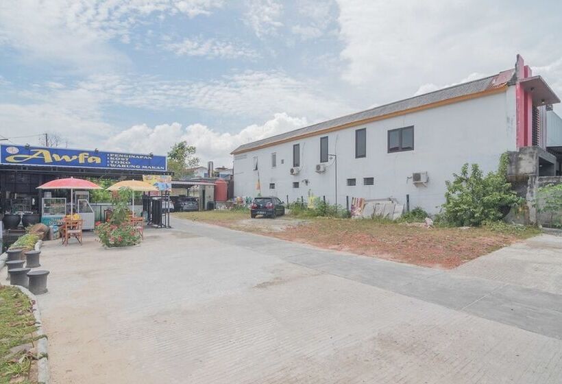 ペンション Reddoorz Near Sepinggan Airport Balikpapan 2