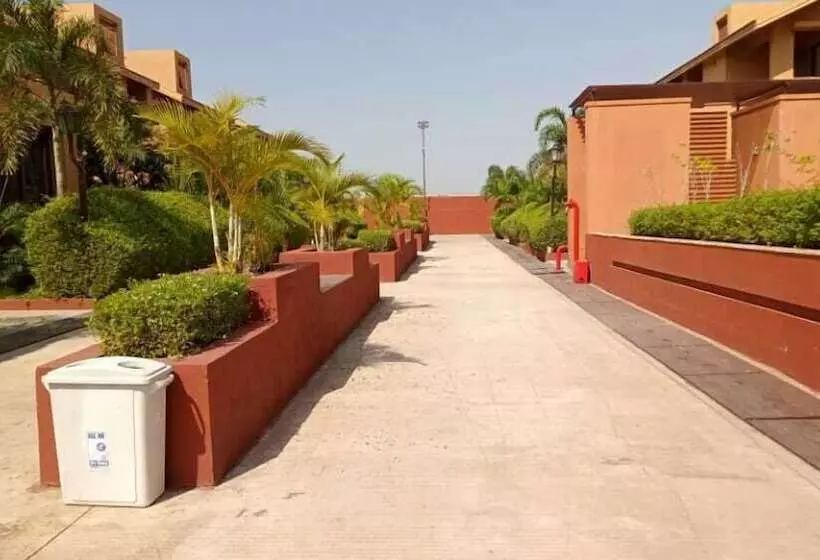 تختخواب و صبحانه Pride Resort & Convention Centre